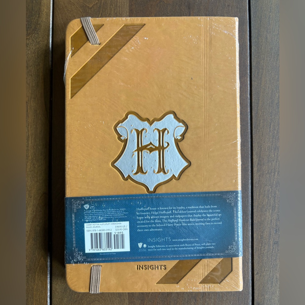Harry Potter: Hufflepuff Ruled Pocket Journal - Picture 2 of 7